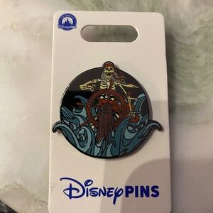 2025 Disney Parks Pirates Of The Caribbean Skeleton Helmsman OE Pin BNWT